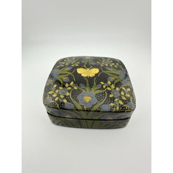 Kashmiri Paper Mache Trinket Box Hand Painted Floral Butterfly 4" - Picture 2 of 10